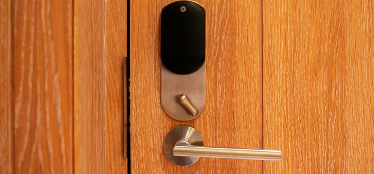 Automatic Locking Door Knob Oceanside